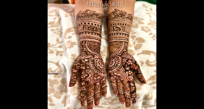 Indian Wedding Mehndi_Paisleys & Swirls_hand design
