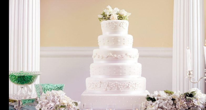 Indian Wedding Cake, Mithai and Other Dessert_Opulent Bakes_white cakes