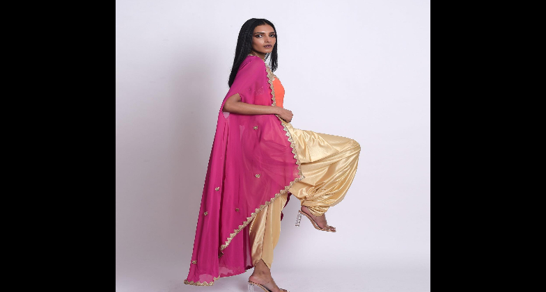 Indian Clothing_Lukh Studio_pretty dress