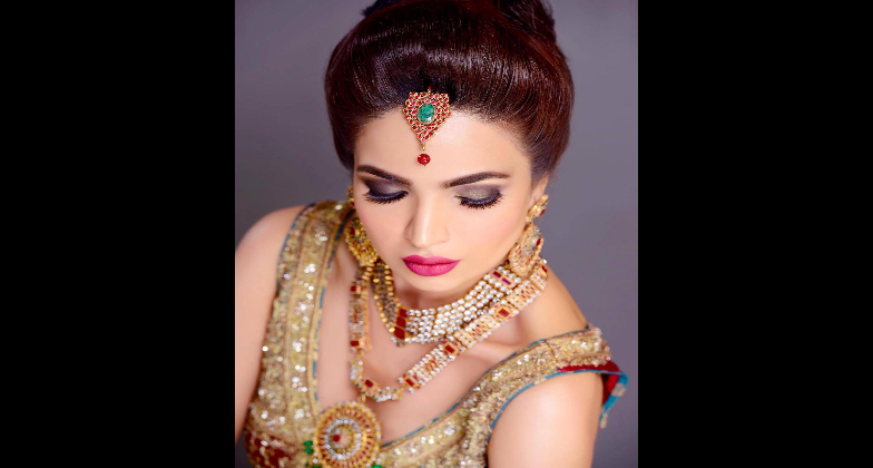 Indian Wedding Hair and Makeup_Beauty Dazzled by Alia Ghaffar_lovely bride
