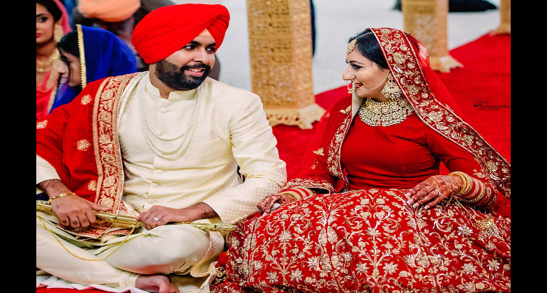 Indian Photographer/Videographer_DARS Photography_red and white
