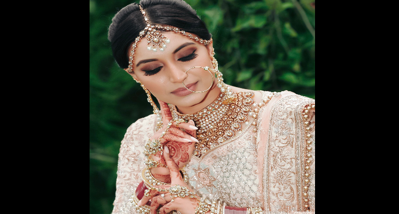 Indian Wedding Hair and Makeup_Jasmin Rahman Makeup Artistry_Stunning bride