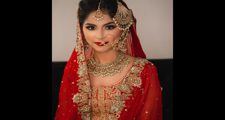 Indian Wedding Hair and Makeup_Fashion Face Beauty_Stunning bride