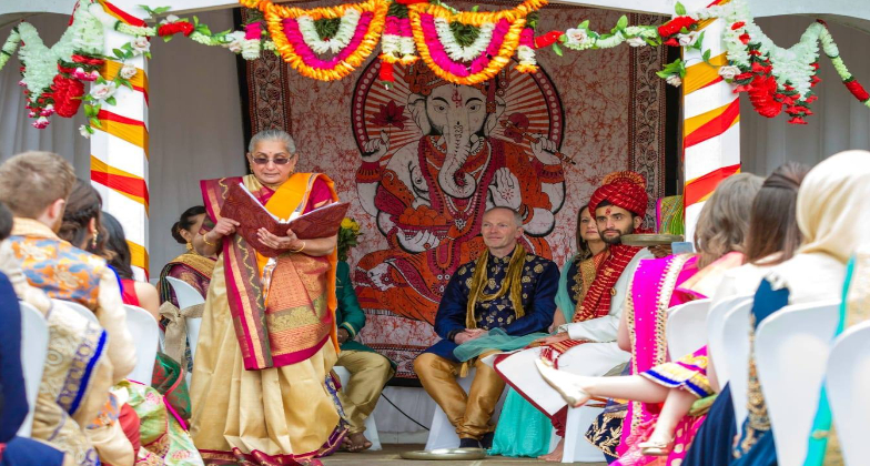 Indian Wedding Priests_The New England Priest: Dr. Ranjan Ravaliya_The ceremony