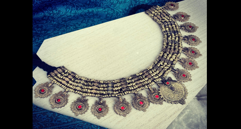 Indian Wedding Jewelry & Accessories_Saaj by G_necklace