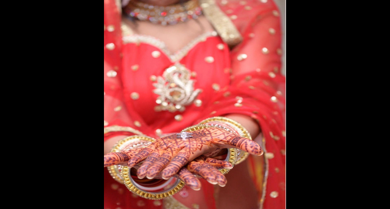 Indian Mehndi_Henna by Maha_red bride