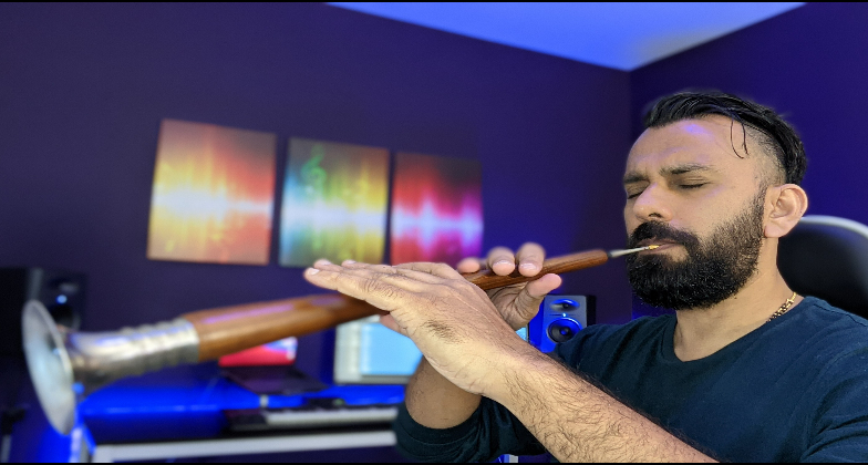  Indian Wedding DJ/Entertainment_Shehnai Guy _The Guy with his instrument