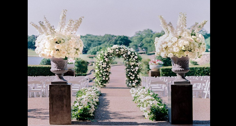 Indian Wedding Venue_The Westin Dallas Stonebriar Golf Resort & Spa_down the aisle