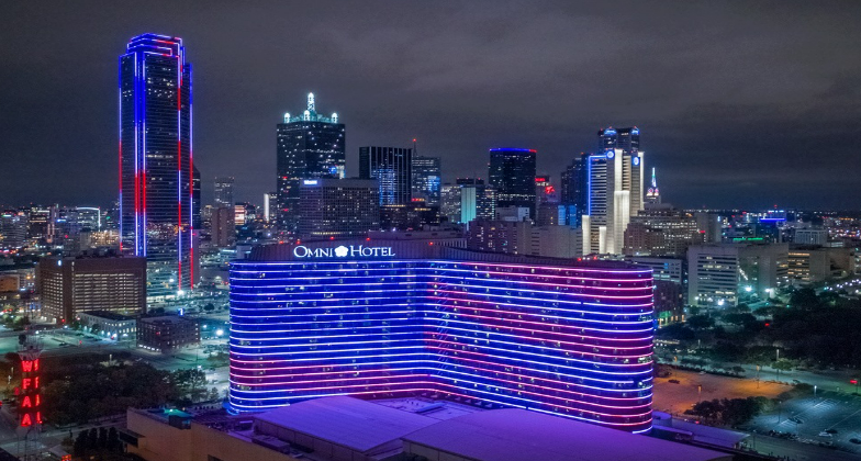  Indian Wedding Venue_Omni Dallas Hotel_Beautiful lights at night