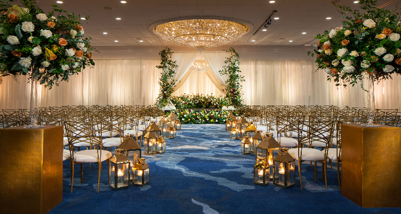 Indian Wedding Venue_The Westin Oaks Houston_Royal and blue