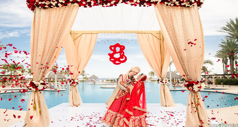 Indian Photographer/Videographer_Lin & Jirsa Photography_sweetest kiss