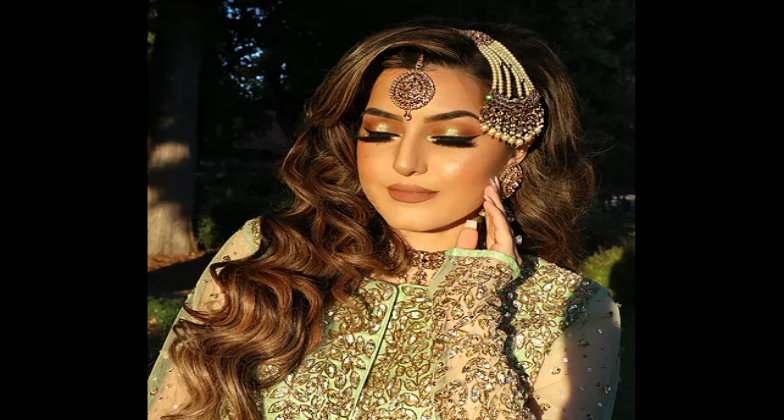 Indian Wedding Hair and Makeup_Anamika Dubb | Hair & Makeup_Gorgeous Bride