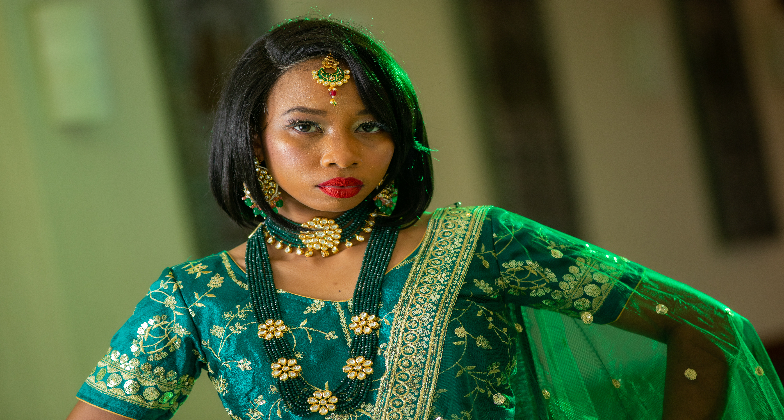 Luxurious South Asian Wedding Clothing - Glamourental